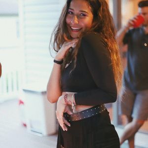 Meet your Posher, Julia